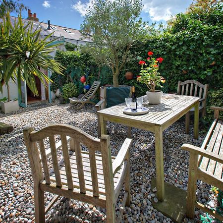 Mariner'S Cottage - On Kingsdown Beach 딜 외부 사진