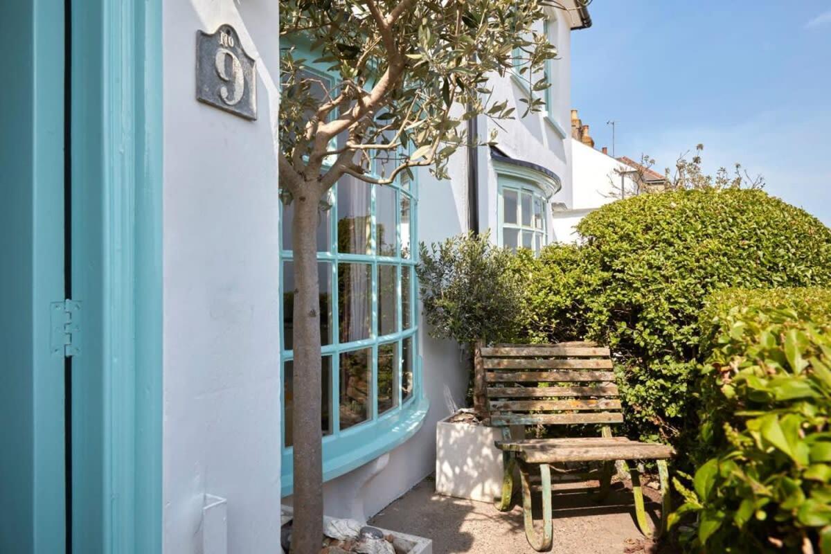 Mariner'S Cottage - On Kingsdown Beach 딜 외부 사진