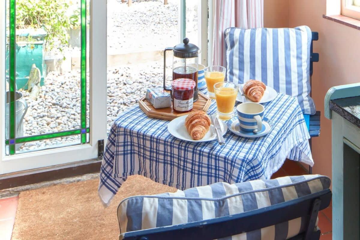 Mariner'S Cottage - On Kingsdown Beach 딜 외부 사진