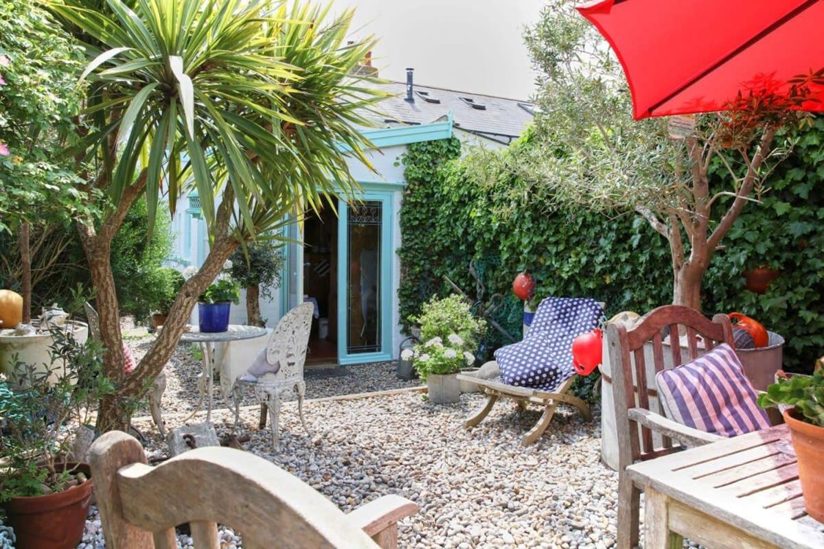Mariner'S Cottage - On Kingsdown Beach 딜 외부 사진