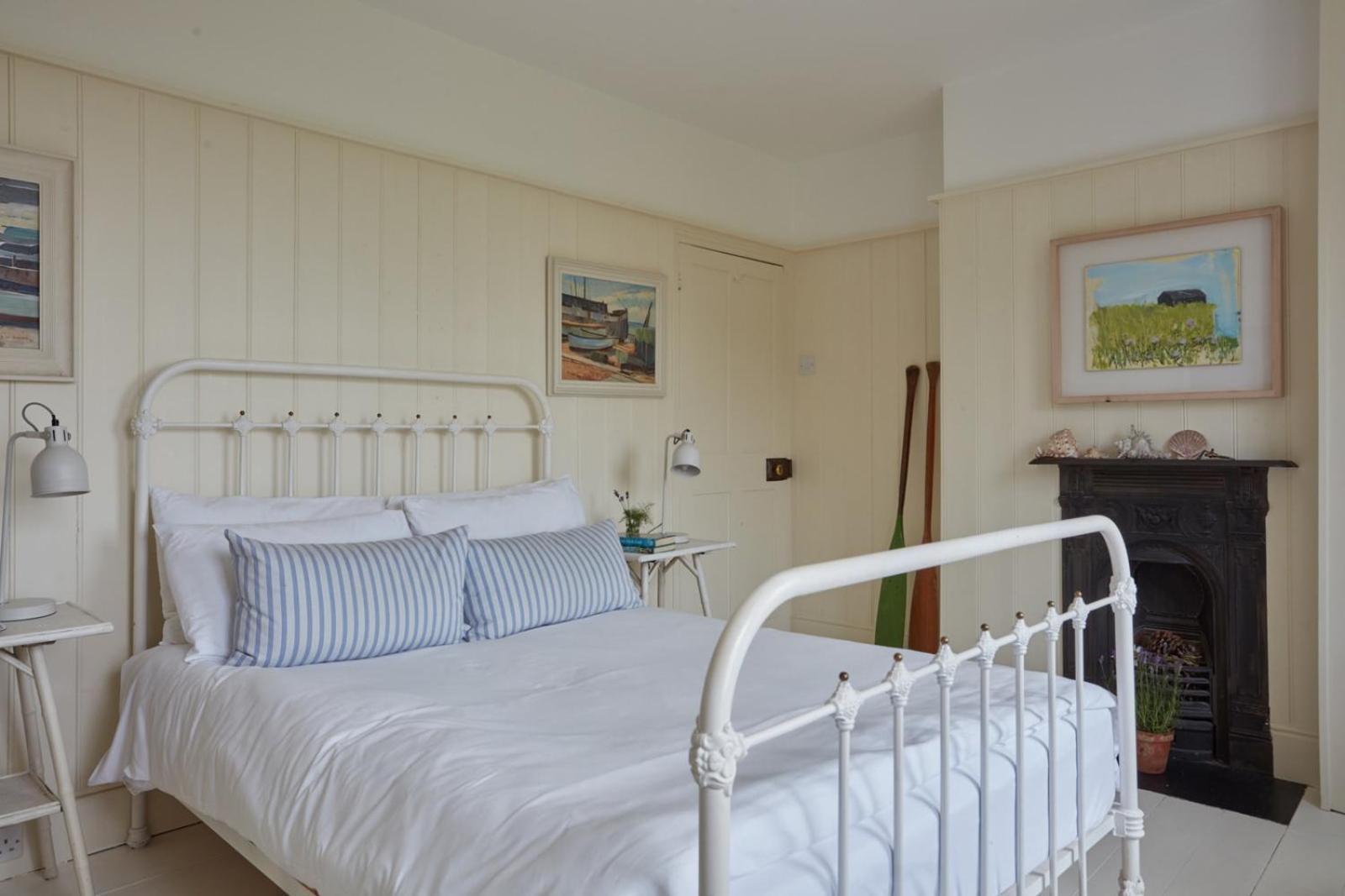 Mariner'S Cottage - On Kingsdown Beach 딜 외부 사진
