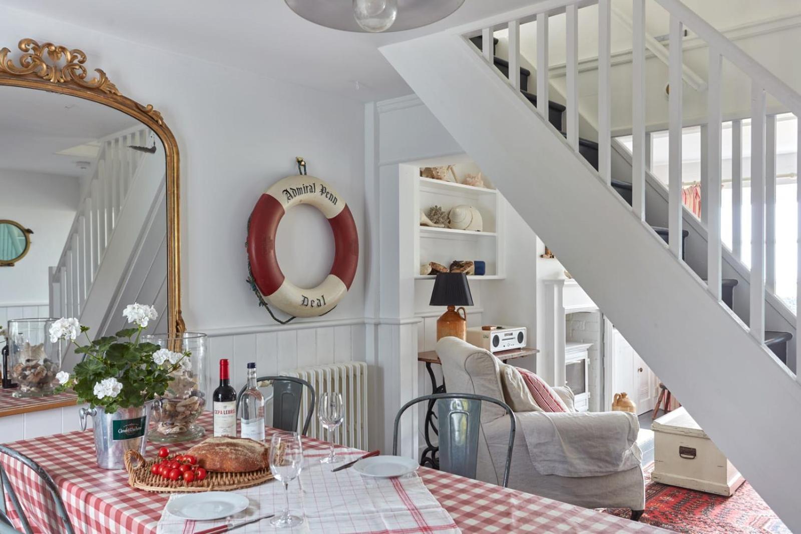 Mariner'S Cottage - On Kingsdown Beach 딜 외부 사진