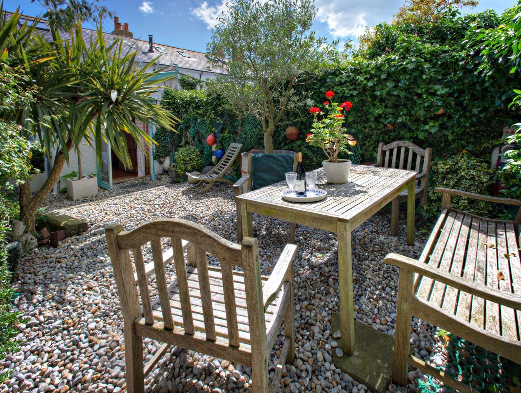 Mariner'S Cottage - On Kingsdown Beach 딜 외부 사진
